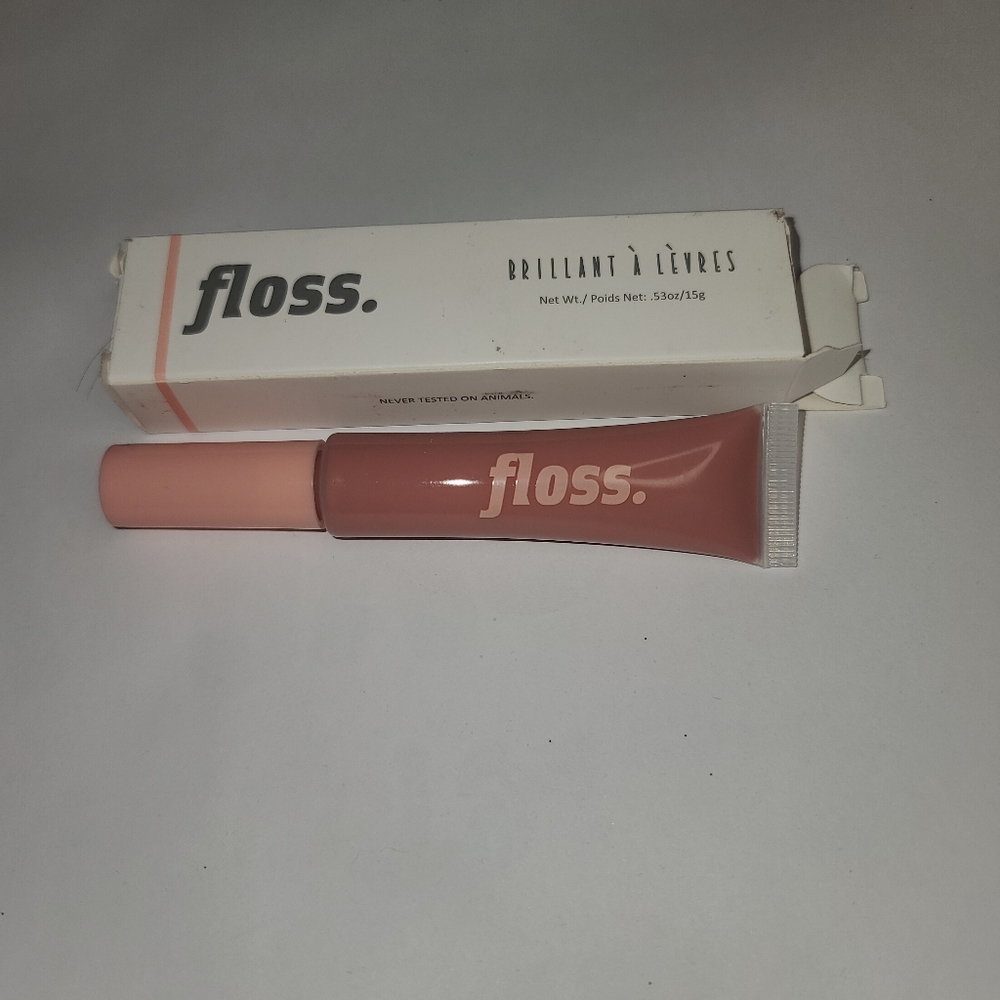 Floss lip gloss